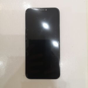 iPhone XR パネル交換