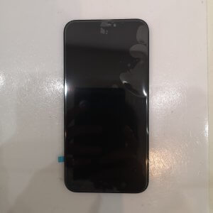 iPhone XR パネル交換