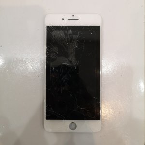 iPhone  7+ パネル修理