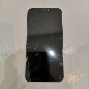 iPhone XS パネル交換