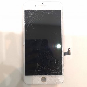 iPhone  7+ パネル修理