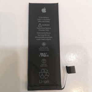 iPhone SE バッテリー交換