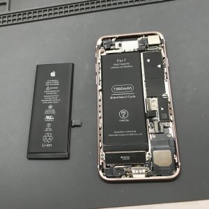 iPhone7 バッテリー交換