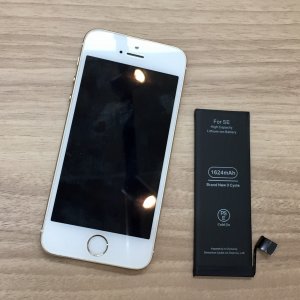 iPhoneSE バッテリー交換