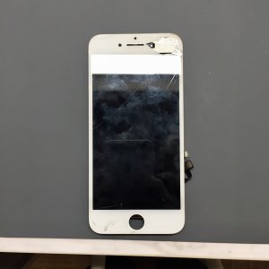iPhone7 液晶交換