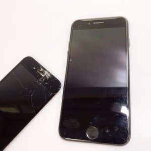 液晶交換 iPhone7