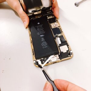iPhone6 plus バッテリー交換