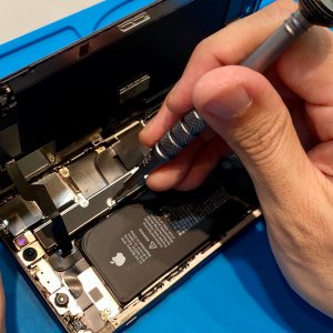 iPhoneXS　液晶交換修理