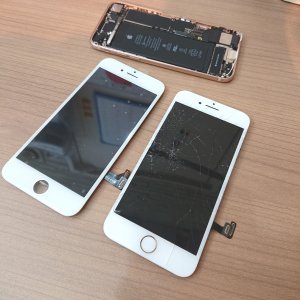 iPhone8 液晶交換