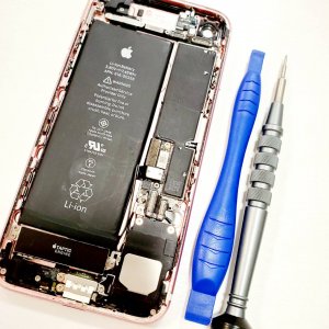 iPhone8 バッテリー交換