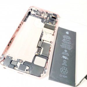 iPhoneSE バッテリー交換