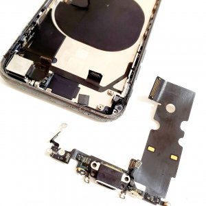 iPhone8 ライトニング修理