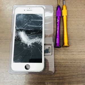 iPhone8 フロントパネル交換