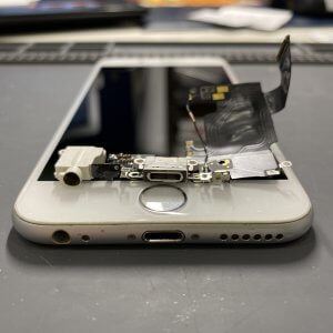 iPhone6　ライトニング交換