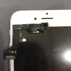 iPhone6S　インカメラ交換