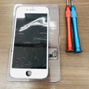 iPhone7 フロントパネル交換