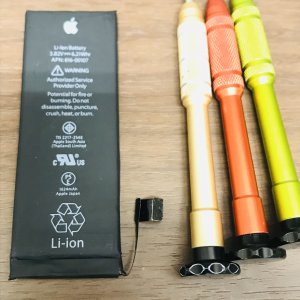 iPhoneSE バッテリー交換
