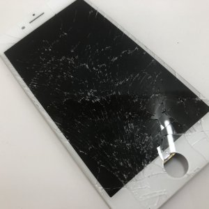 iPhone8　フロントパネル交換