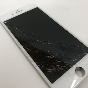iPhone8　液晶交換