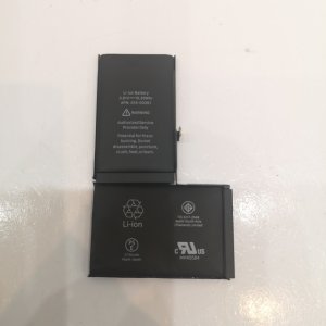 iPhoneXバッテリー