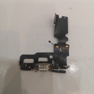 iPhone  7 ライトニング交換