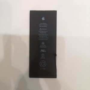 iPhone  7+ バッテリー修理