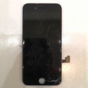 iPhone  8+ パネル修理