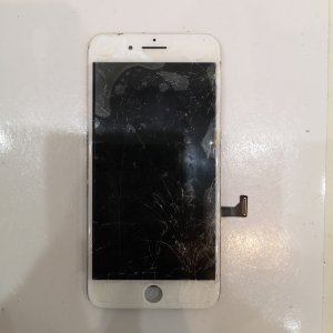 iPhone  7+ パネル修理