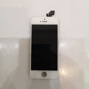 iPhone  5 パネル修理