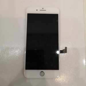 iPhone 7+ パネル交換