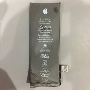 iPhone5S バッテリー交換