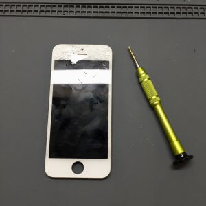 iPhone5SE パネル交換