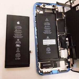 iPhone XR バッテリー交換