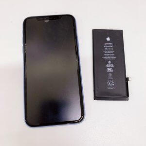 iphoneXR バッテリー交換
