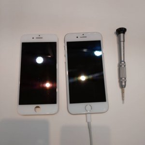 iPhone7パネル交換修理