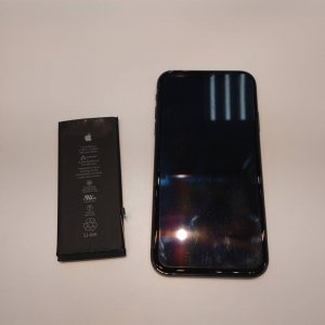 iPhone8バッテリー交換修理