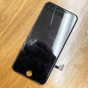 iPhone8 液晶画面交換修理