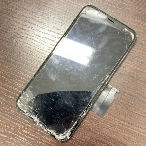 iPhoneXR フロントパネル交換修理