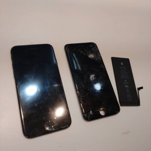 iPhone7バッテリー、パネル交換修理