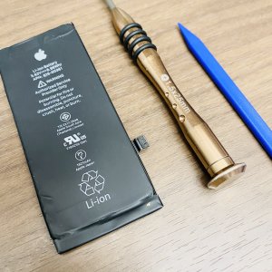 iPhone8 バッテリー交換修理