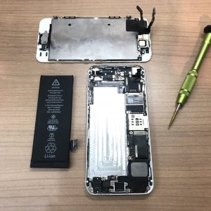 iPhoneSE バッテリー交換