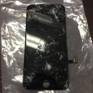 iPhone8 液晶画面交換修理