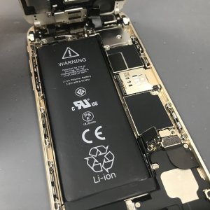 iPhone6　バッテリー交換