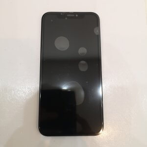 iPhone XR パネル交換