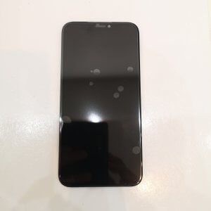 iPhone XS パネル交換