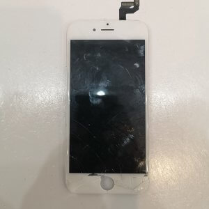iPhone  6S パネル交換
