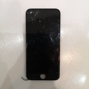 iPhone 8 パネル交換