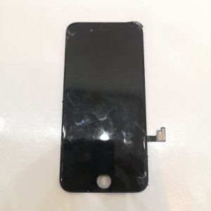 iPhone 8 パネル修理