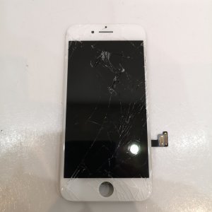 iPhone 7 パネル交換