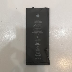 iPhone 8 バッテリー交換